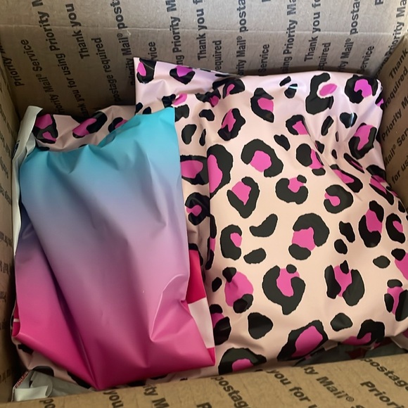 BOX OF STUFFS - NEW and thrifted items - Picture 5 of 9